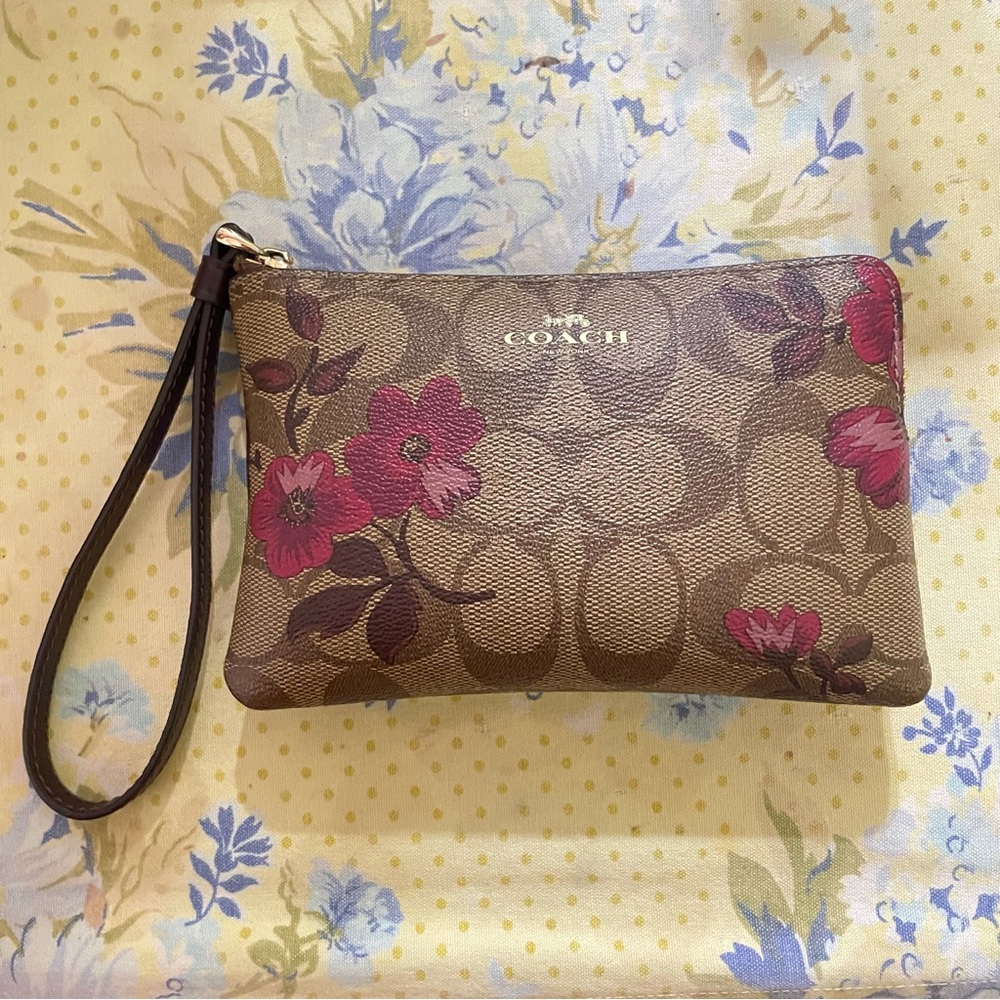 Coach Victorian Floral Print Wristlet